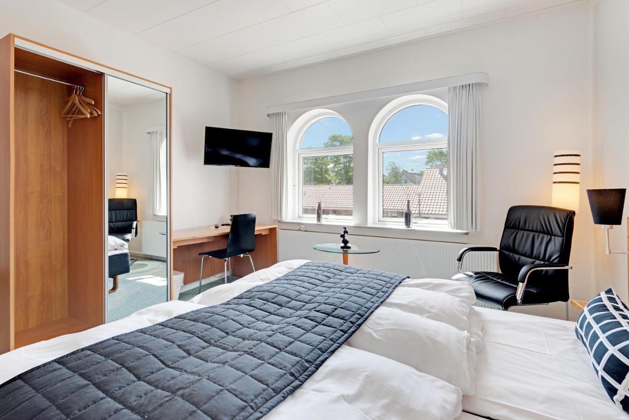 Hotel Jernbanegade Kibaek Luaran gambar